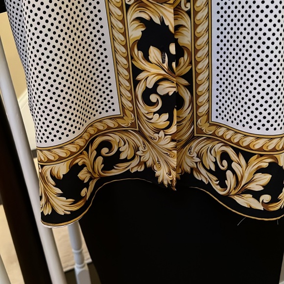 Beautiful blouse . Size 3X - Picture 4 of 8